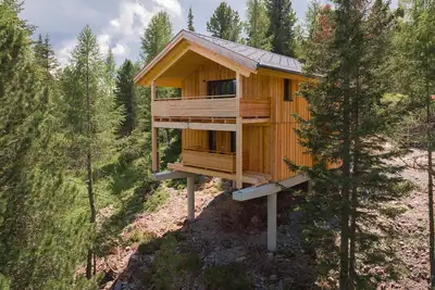 Image de Chalet Supérieur avec sauna et bain à remous