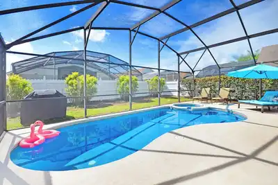 Image de Dream Villa - Pool/ Spa/ Game Room - 10 Min to Disney
