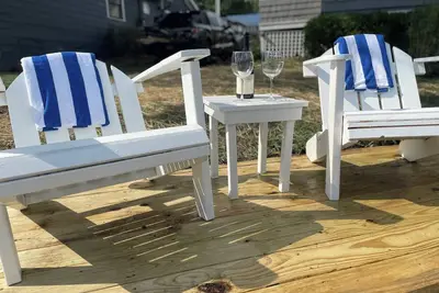 Image de Spacious Cranberry Bay home just steps to the water! Pet friendly & Minimal Fees