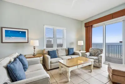 Image de New Listing! ! ! Windemere 401 - Beachfront view - No Hassle Check Out