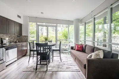Image de Globalstay. Unique 2 Bedroom with Private Entrance in Downtown Toronto
