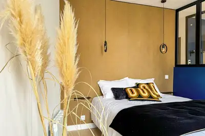 Image de Cozy Niort Royal Navy - Charmant studio dans un bel immeuble