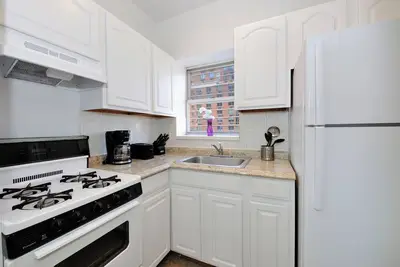 Image de 3br Apartment in Midtown\/Hudson Yards!