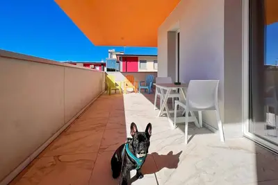 Image de Studio avec balcon et climatisation