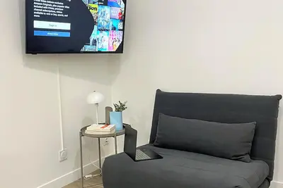 Image de 733 Nouveau studio en mezzanine proche du métro L9
