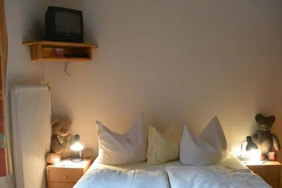 Image de Multi-bed room for 2-4 persons with shower/Wc - Stanahof