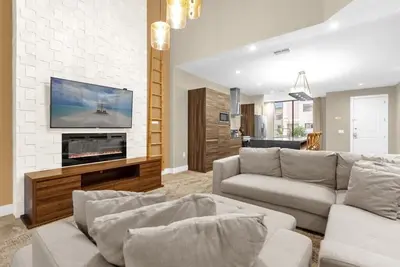 Image de 4 Bedroom/4. 5 Bathroom/Magic Village Views(3131rw)