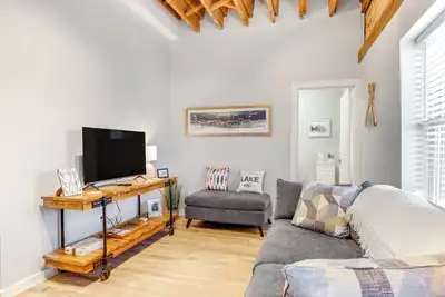 Image de Chic Apt in the Heart of Downtown Canandaigua