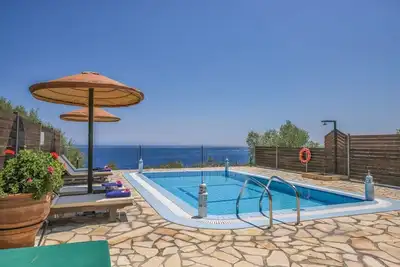 Image de Endearing Zakynthos Villa | Villa Horace | 2 Bedrooms | Breathtaking Sea Views | Spacious Furnished Sun Terrace | Private Outdoor Pool | Shaded Outdoor Dining Area | Agios Nikolaos