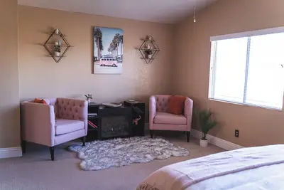 The Diamond in Quartz Hill\/ Lancaster