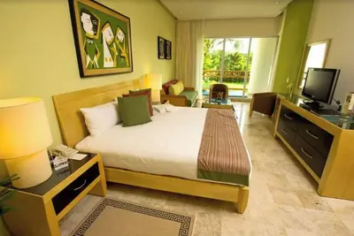 Image de Chic 2-bedroom hotel suites with fitness room, WiFi in fabulous Riviera Maya