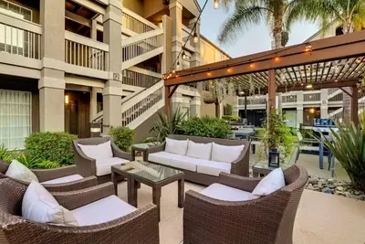 Image de Pleasant Stay! 2 Large 1br Suites with Kitchens, Pet-friendly, Outdoor Pool!