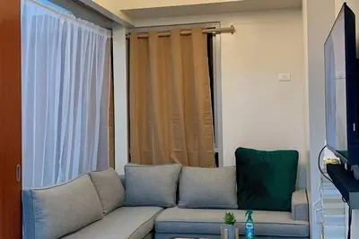 Image de Spacious, cozy, executive studio with balcony in amazing Iloilo City!
