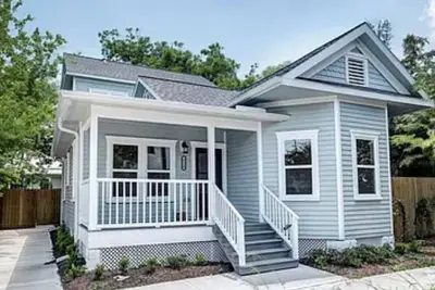 Image de Blue Bunting Bungalow Houston Arts District Near Downtown, Heights 15mins to Nrg