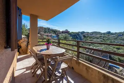Image de Maison de vacances \"Villetta Panoramica Con Piscina\" avec vue sur la mer et piscine partagée