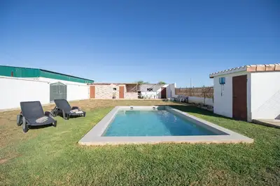 Image de Maison de vacances 'Casa Rural La Ferrera' avec piscine privée, Wi-Fi et climatisation
