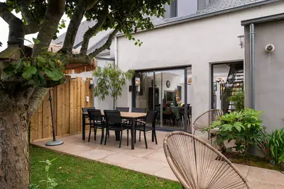 Maison de vacances 'Upton 2 - Arradon Golfe Du Morbihan' avec terrasse privée, jardin privé et Wi-Fi