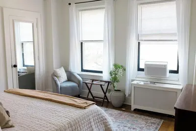 Image de Walking distance to Wellspan York Hospital, York College. Comfortably sleeps 8.