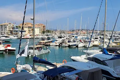 Image de Cap Hermes, Superbe vue port, 2/3 pièces, capacité 5/6 personnes, climatise, parking privatif, piscine et accès plages