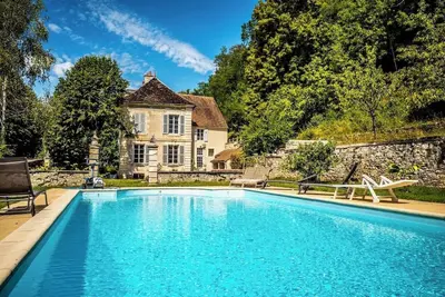 Image de Gîte Château du Colombier, Bourgogne