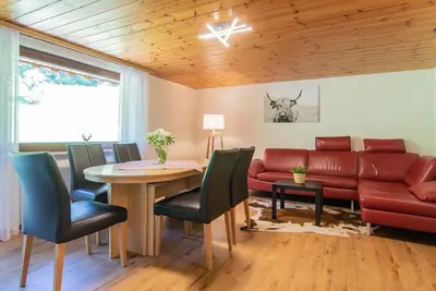 Image de Appartement 'Tannenhöhe' avec vue sur la montagne, balcon et Wi-Fi