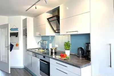 Image de Vacation apartment \"de Hahnpoten\", 200 m to the sea, 4 persons, dike view