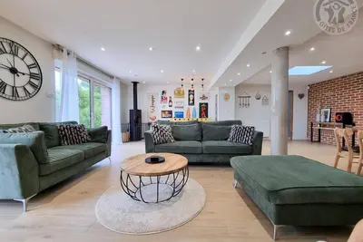 Image de Maison avec grand jardin clos, baby-foot, barbecue, garage, Wi-Fi - Calme et confort en Flandre