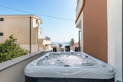 Image de Bel appartement Ă Duboka avec WiFi