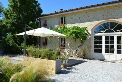 Image de Gîte pour 8 pers dans une ferme aménagée en pleine nature, proche du Golf