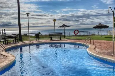 Image de Apartamento en Primera Linea de Mar!