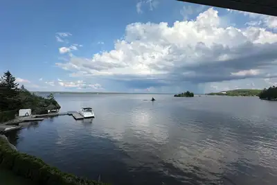 Image de Superior King Suite - Private Entrance - Lakeview