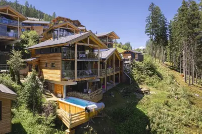 Image de Chalet confortable à Schladming avec un parking