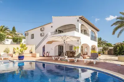 Villa in Moraira, Casa Lujo, 4 bed, sleeps 8, A/C, Wifi, heated pool (optional)