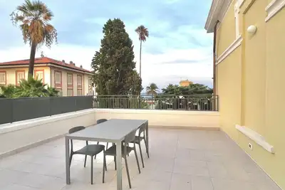 Image de Liberty villa completely renovated waterfront center