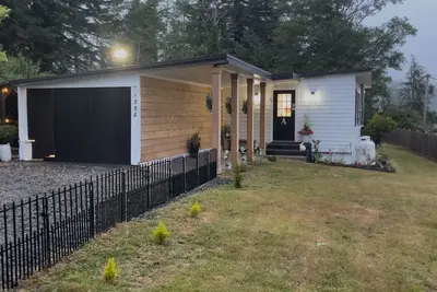 Image de 3 Bed-2 Bath Home-Hot Tub, Workout & Game Room, Tree Fort, WiFi, Views