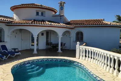 Image de Villa 'Ma-Nita' avec vue sur la mer, Wi-Fi et climatisation