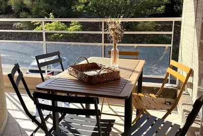 Image de Saint-Florent: 3 Pièces Climatisé avec Terrasse et Piscine