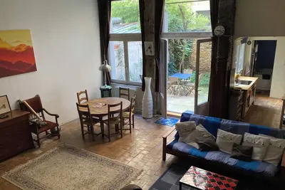Image de Appartement Canut au coeur des Pentes de la Croix-Rousse avec cour intérieure