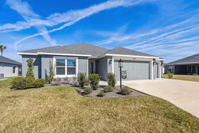 Image de Modern comfort with a vibrant community feel