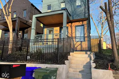 Image de Newly built 3-bedroom house in Atlanta, 5 minutes from downtown/ midtown area.