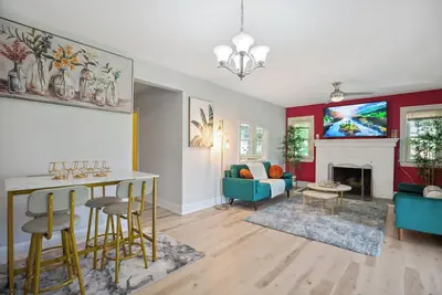 Image de Spacious 3-bedroom apartment in nice Takoma Park with a huge balcony