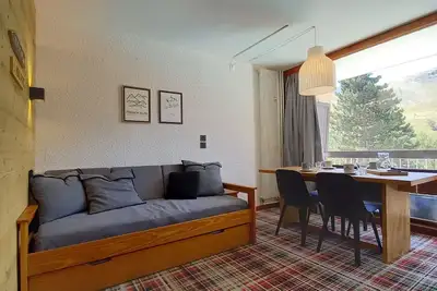 Image de T2 Montagne avec Piscine & Accès Direct aux Pistes