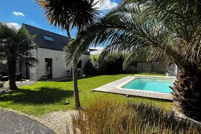 Image de Location saisonnière: Ancien Atelier rénové avec piscine à 10 min de la plage