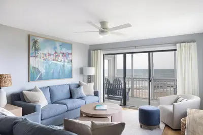 Image de Stunning 2bdr Oceanfront Condo in Peaceful Pine Knoll Shores