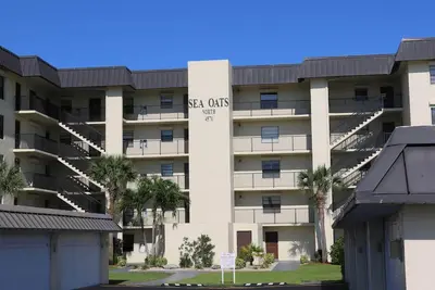 Image de Direct Beachfront Sea Oats Condo in Cocoa Beach