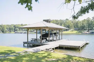 Image de Lakefront w/Football Tix Available-Holiday Shores