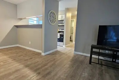 Image de Charming 2-bedroom apartment with Ac, WiFi in amazing Ann Arbor