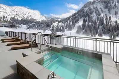 Image de Steps away from Alta Ski Area | Outdoor Pool w\/ Stunning Mountain View