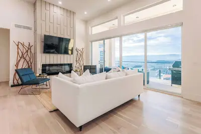 Image de Play&Stay: Mountain & Lake Views\/Theatre+ Spacious