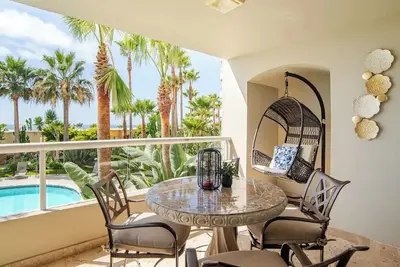 Image de Luxury condo with beach access
